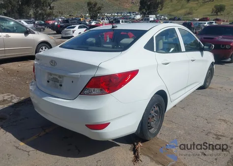 2013 Hyundai Accent Gls z USA, uszkodzony, nr VIN KMHCT4AE6DU437792